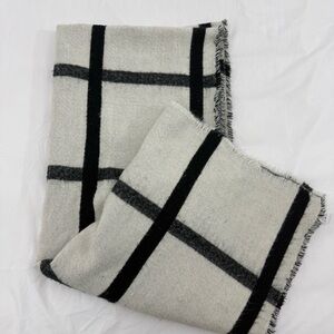 Ardene Reversible Scarf